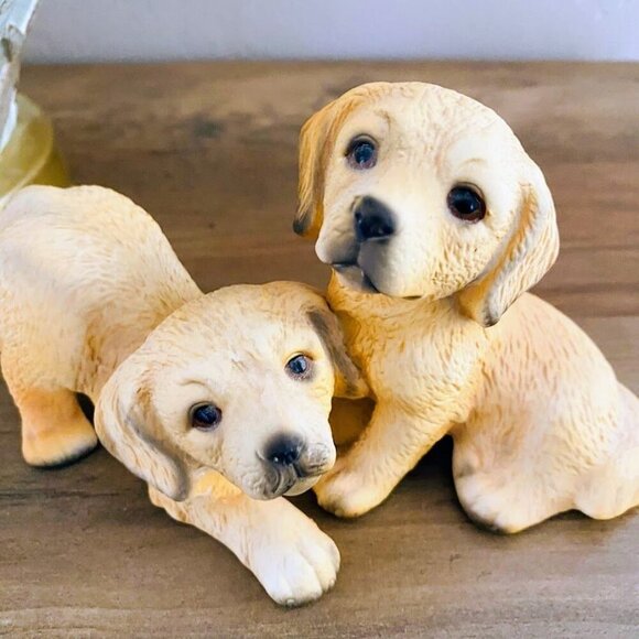 Vintage Porcelain Yellow Labrador Puppy Figurine Duo - Picture 2 of 4